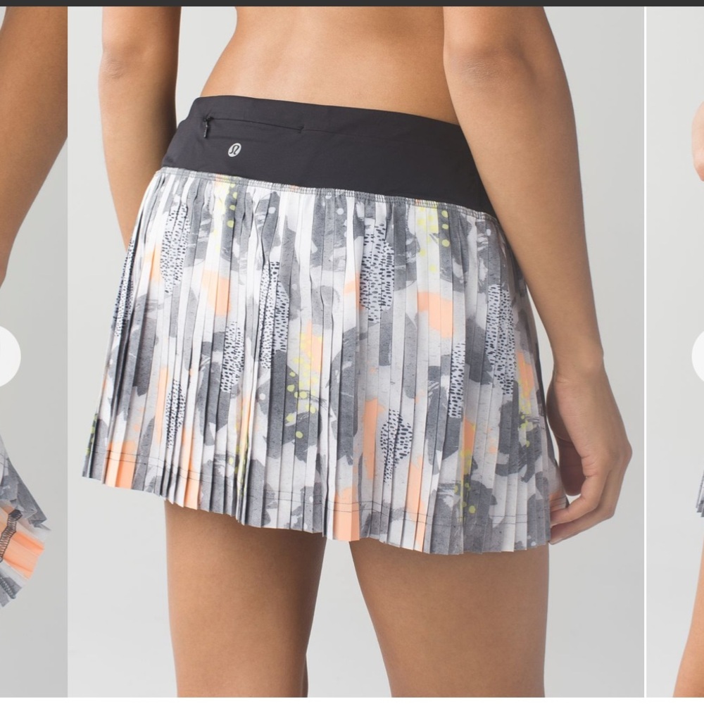 Lululemon Pleat To Street Skirt II
Mini Art Pop White Multi / Black